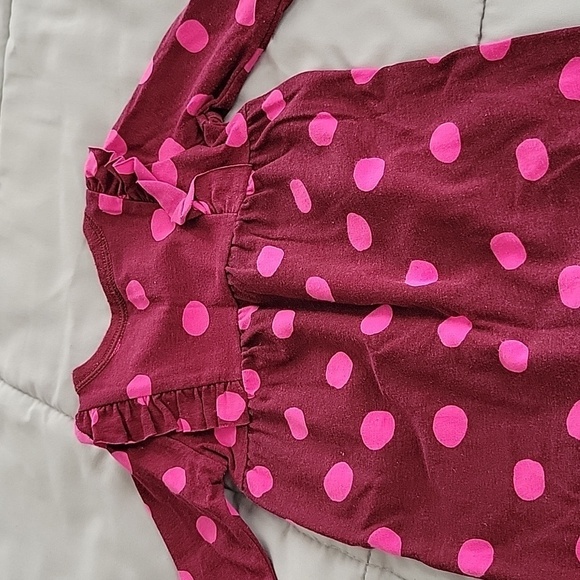 Cat & Jack Baby Girl's Romper - Picture 10 of 10